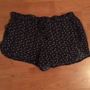 Brandy Melville / John Galt floral shorts